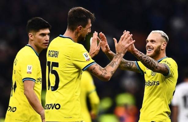 九游体育-环太平洋最帅机甲